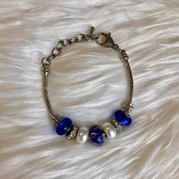 Charm Bracelet - Picture 1 of 3